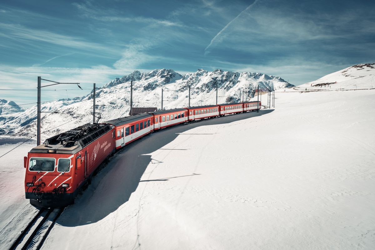 ST 3x2 Andermatt Apres Ski Train 34415 