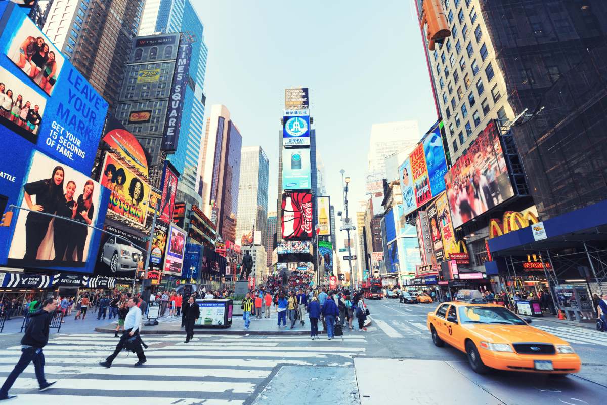 Times Square, New York © iStock