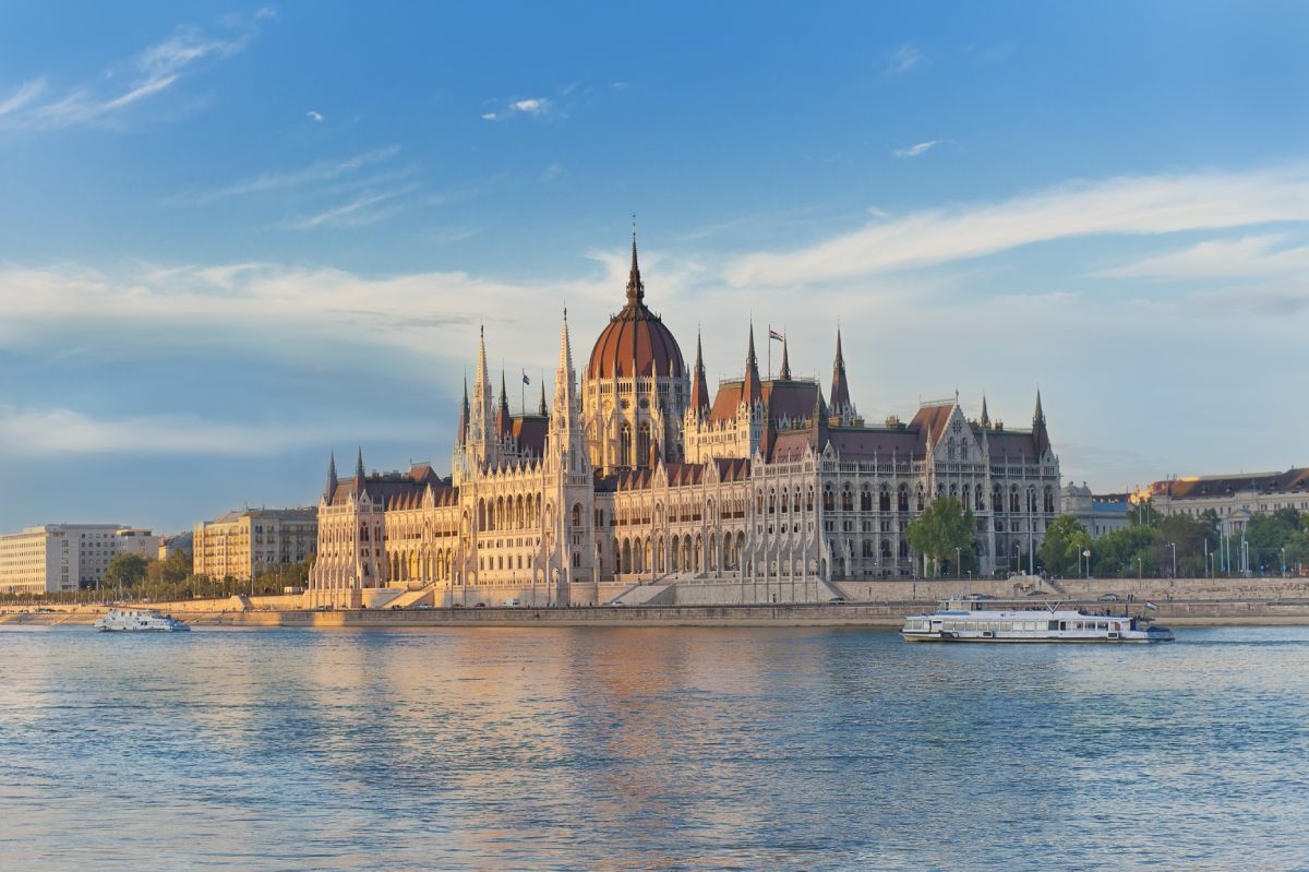 Gmach parlamentu w Budapeszcie © iStock