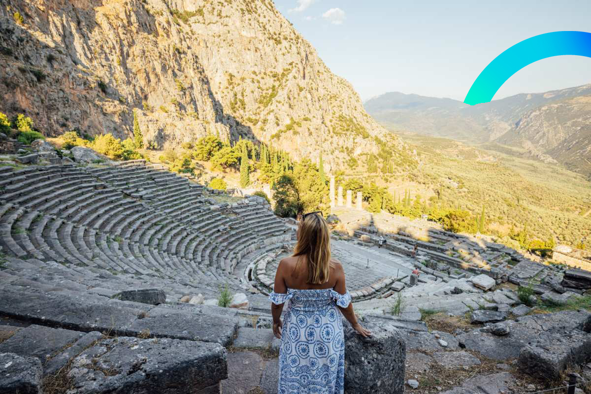 Woman admiring the ruins of the amphitheater © iStock