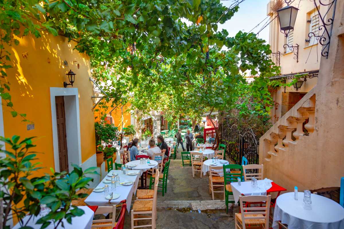 A traditional, atmospheric street in Athens © iStock