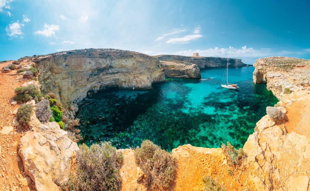 Crystal Lagoon, Comino © iStock