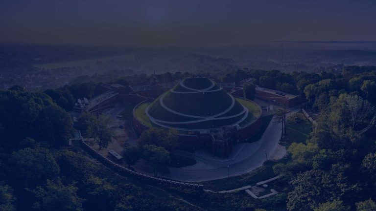 hero kopiec kosciuszki c urzad miasta krakowa.jpg