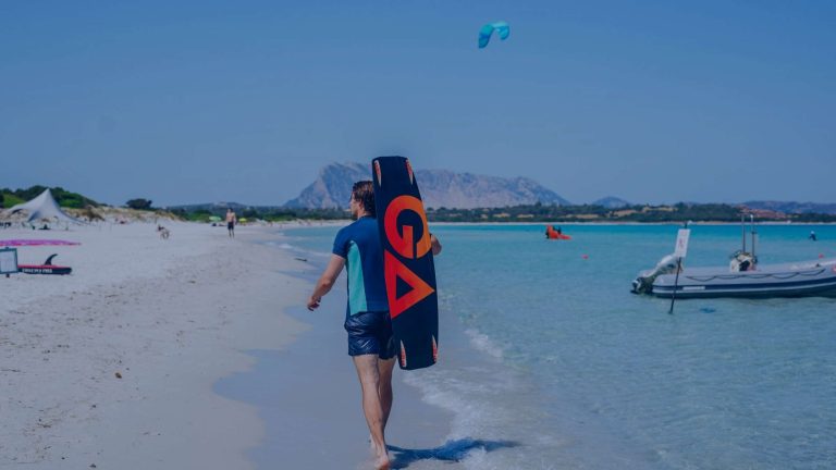 hero zlap fale na sardynii.jpg