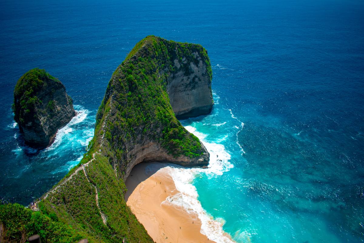 Kelingking beach, Nusa Penida, Bali © iStock