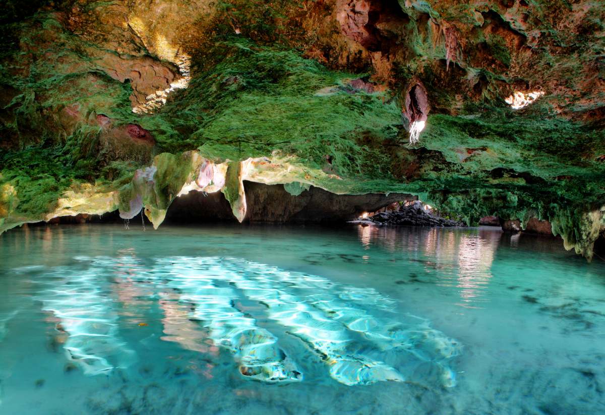 Gran Cenote, Mexico © iStock