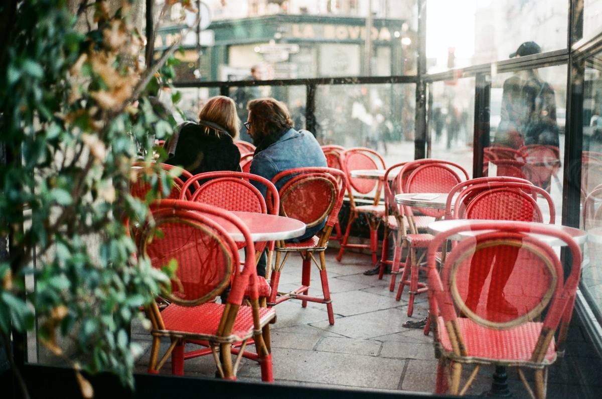 Couple in the cafe © pexels