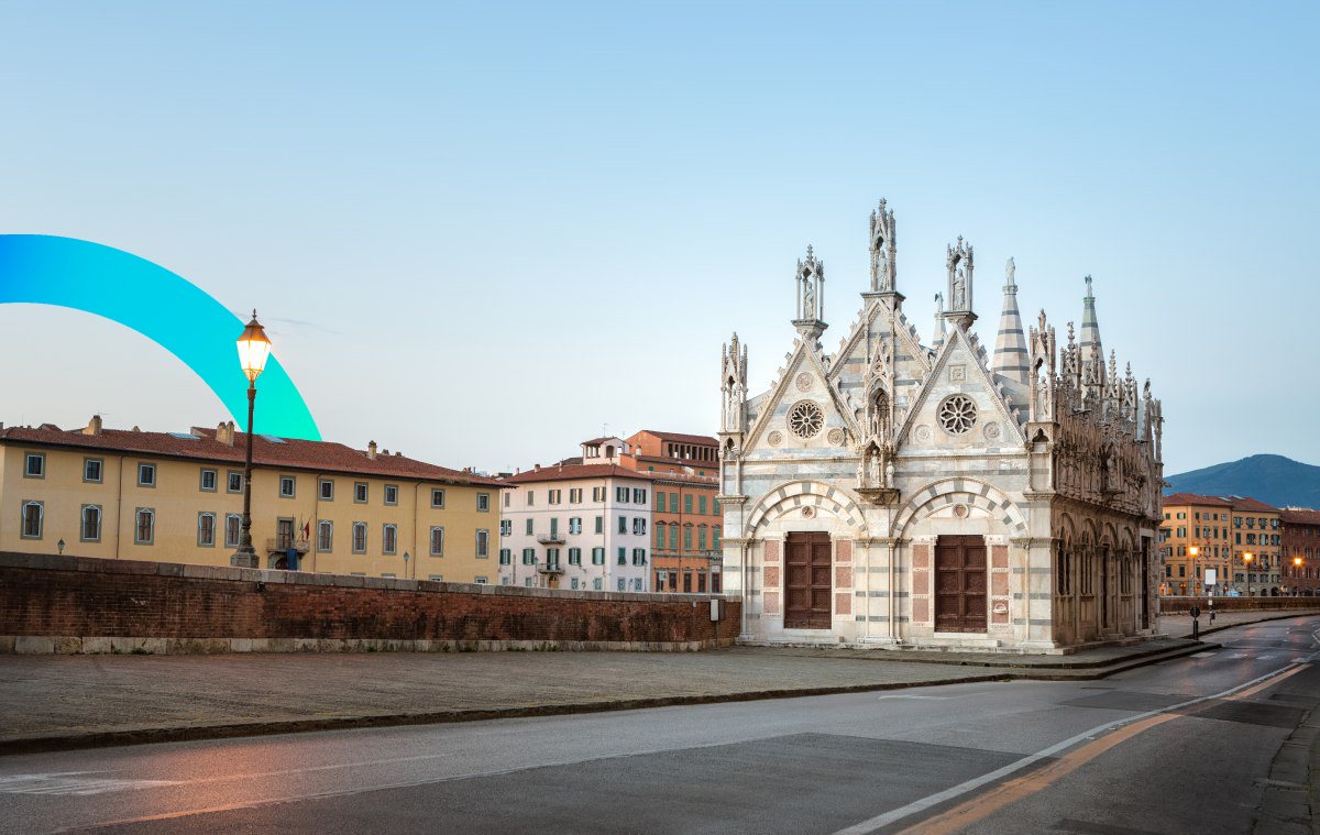 Santa Maria della Spina Church in Pisa © iStock