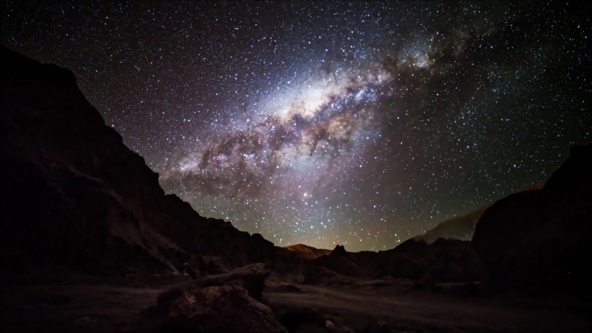 The sky above Atacama desert © iStock