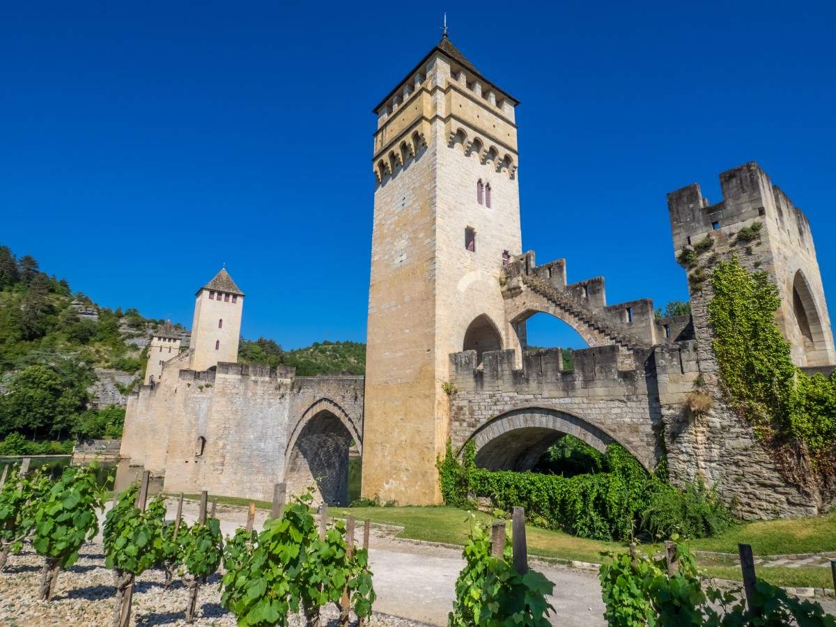 Valentré Bridge in Cahors © iStock